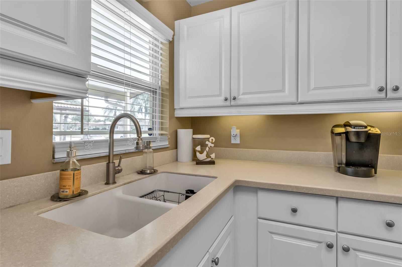 Image 12 of 63 For 3311 Mercer Road 3311