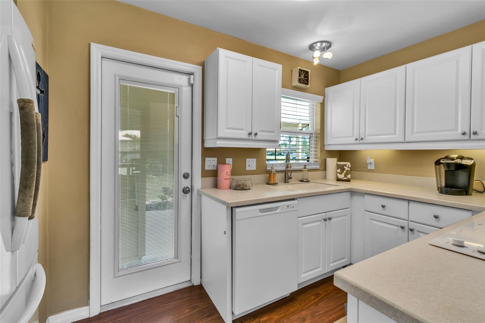 Image 13 of 63 For 3311 Mercer Road 3311