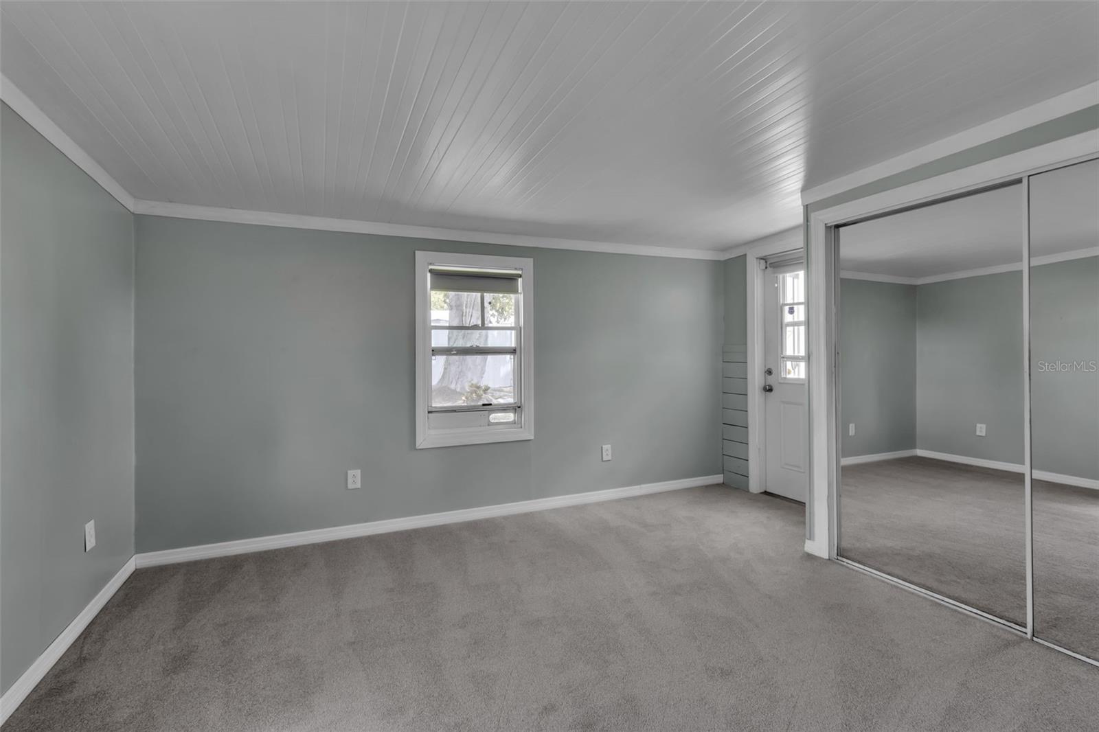 Image 24 of 63 For 3311 Mercer Road 3311