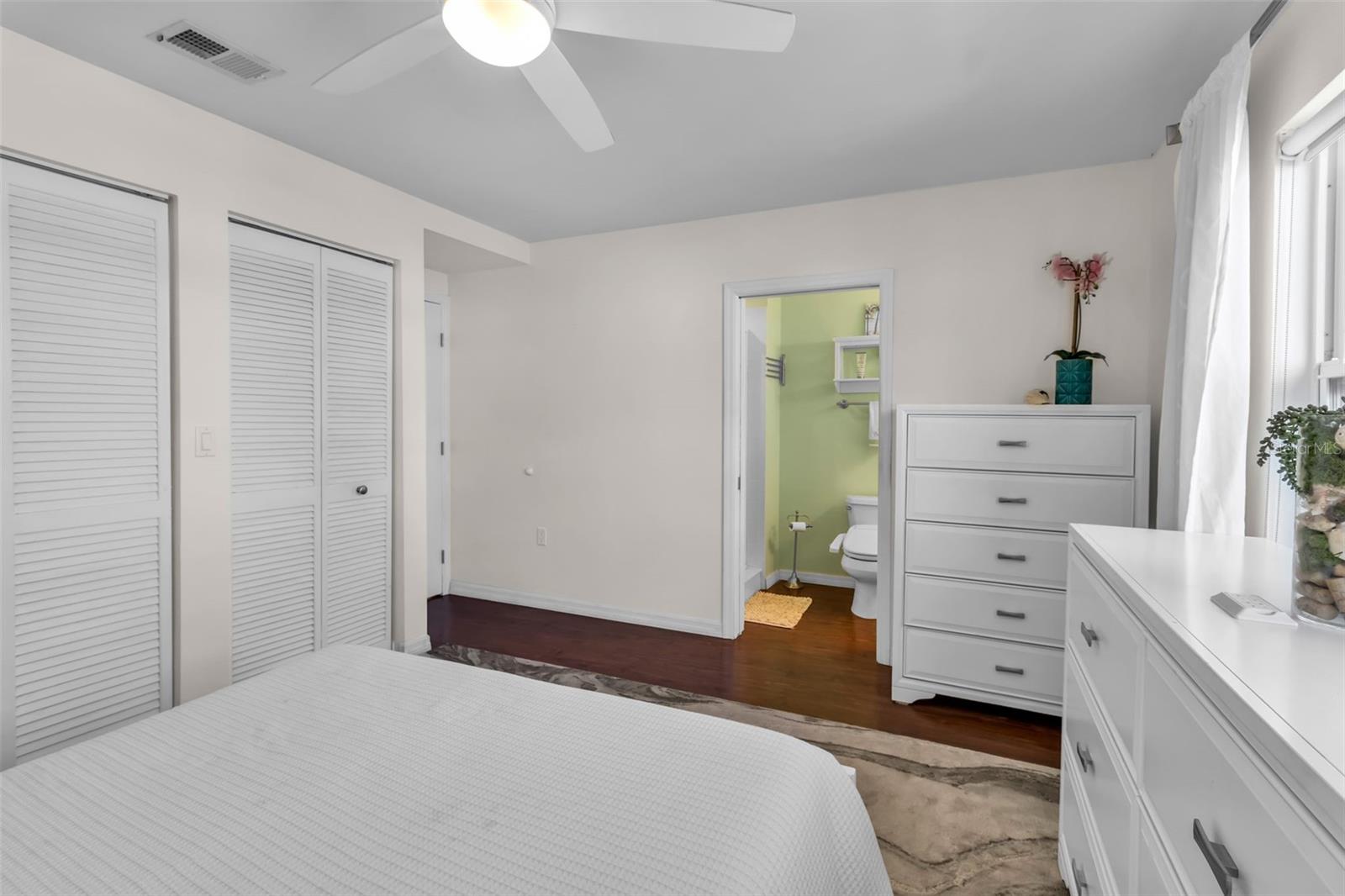 Image 31 of 63 For 3311 Mercer Road 3311