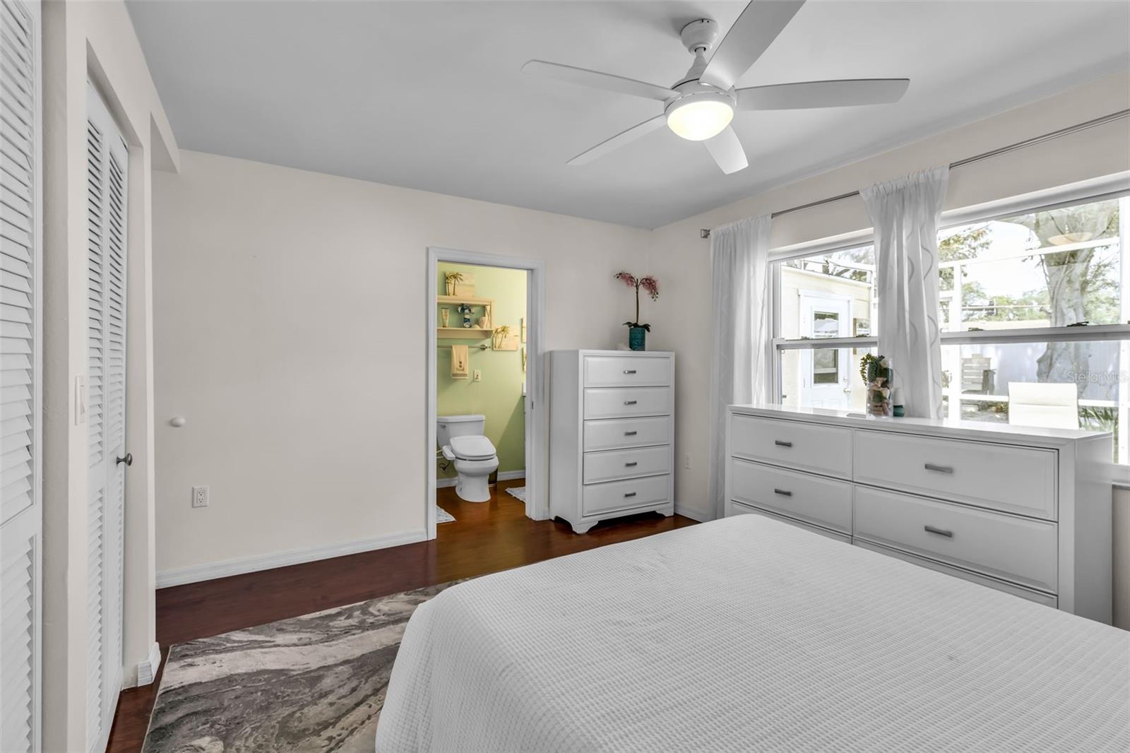 Image 32 of 63 For 3311 Mercer Road 3311