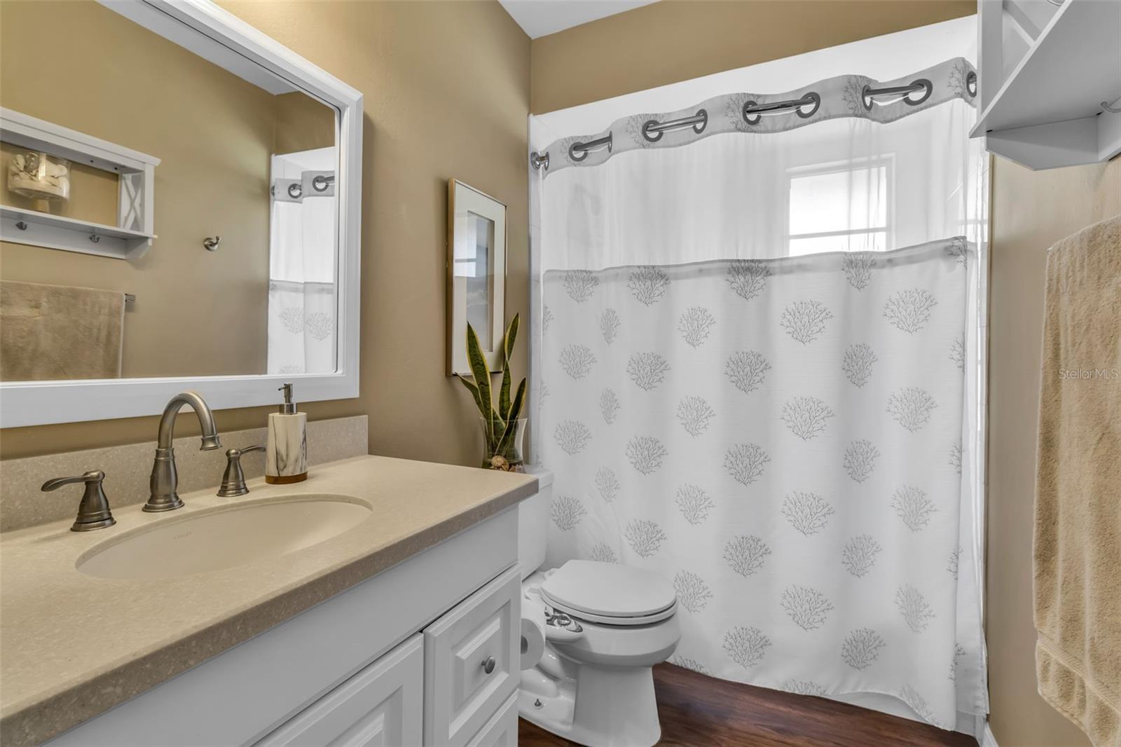 Image 39 of 63 For 3311 Mercer Road 3311