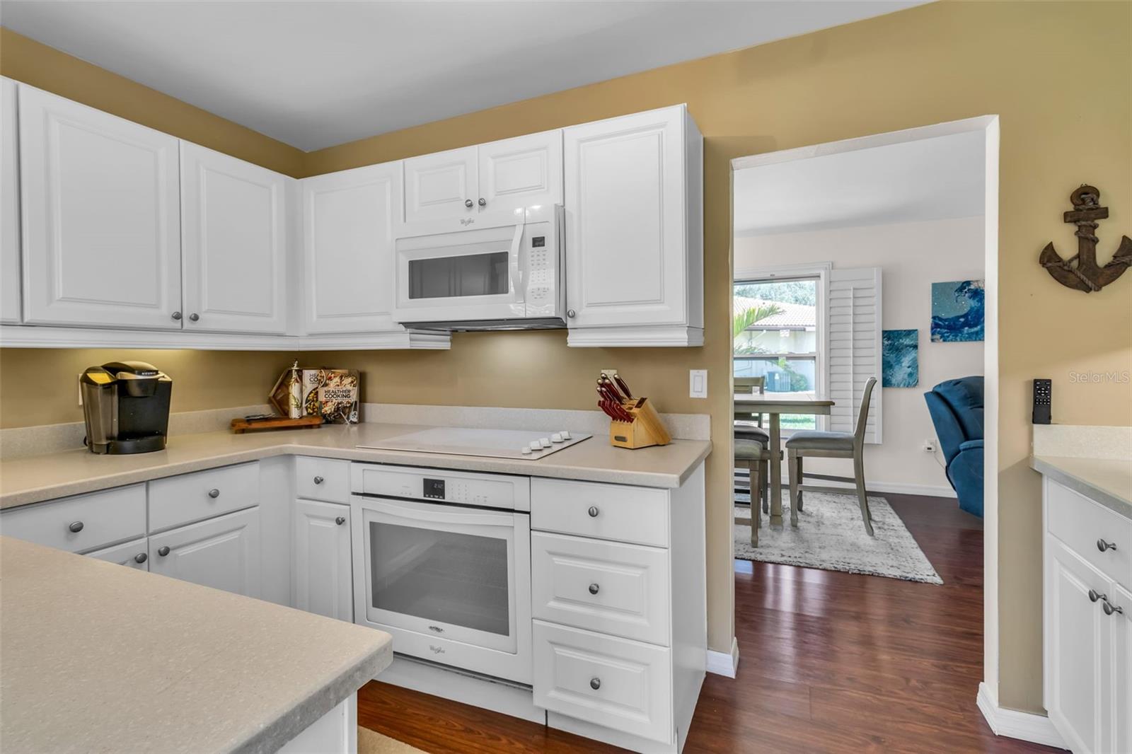 Image 9 of 63 For 3311 Mercer Road 3311