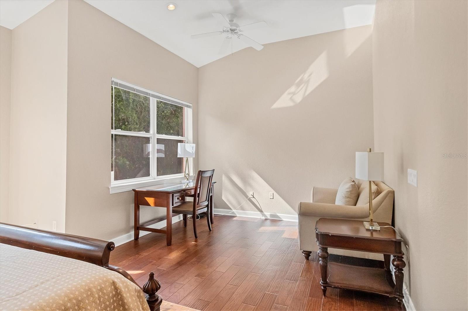 Image 19 of 33 For 5509 46th Court W