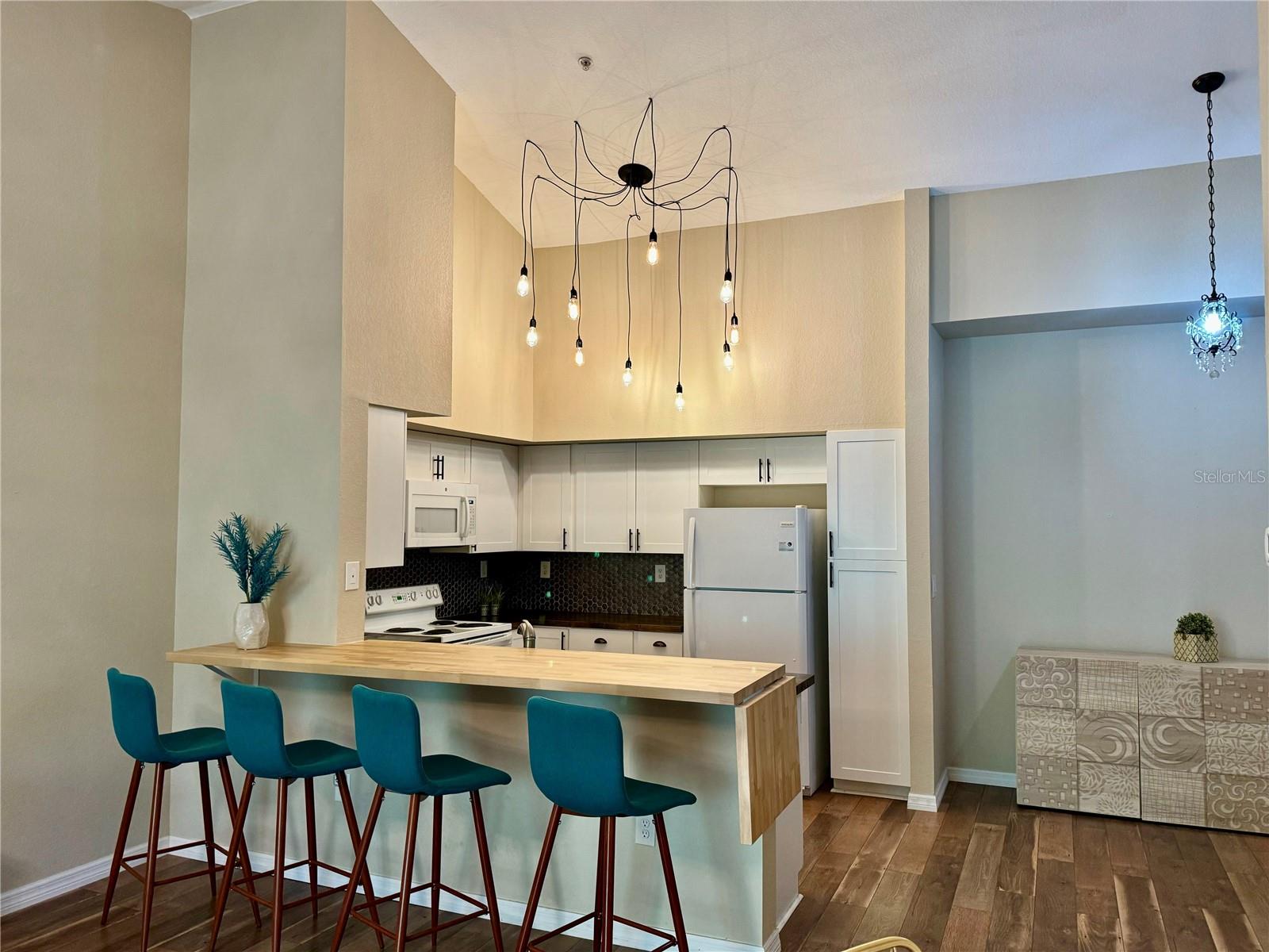 Image 6 of 29 For 4106 Central Sarasota Parkway # 1028