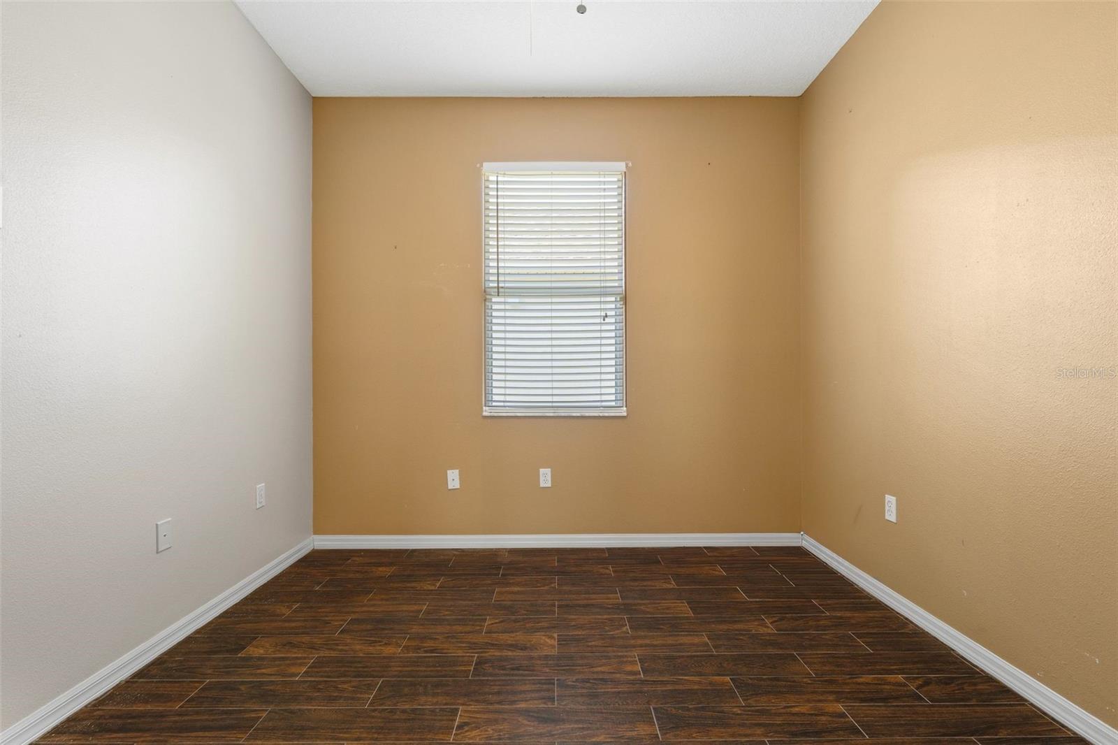 Image 14 of 66 For 14330 Tree Swallow Way