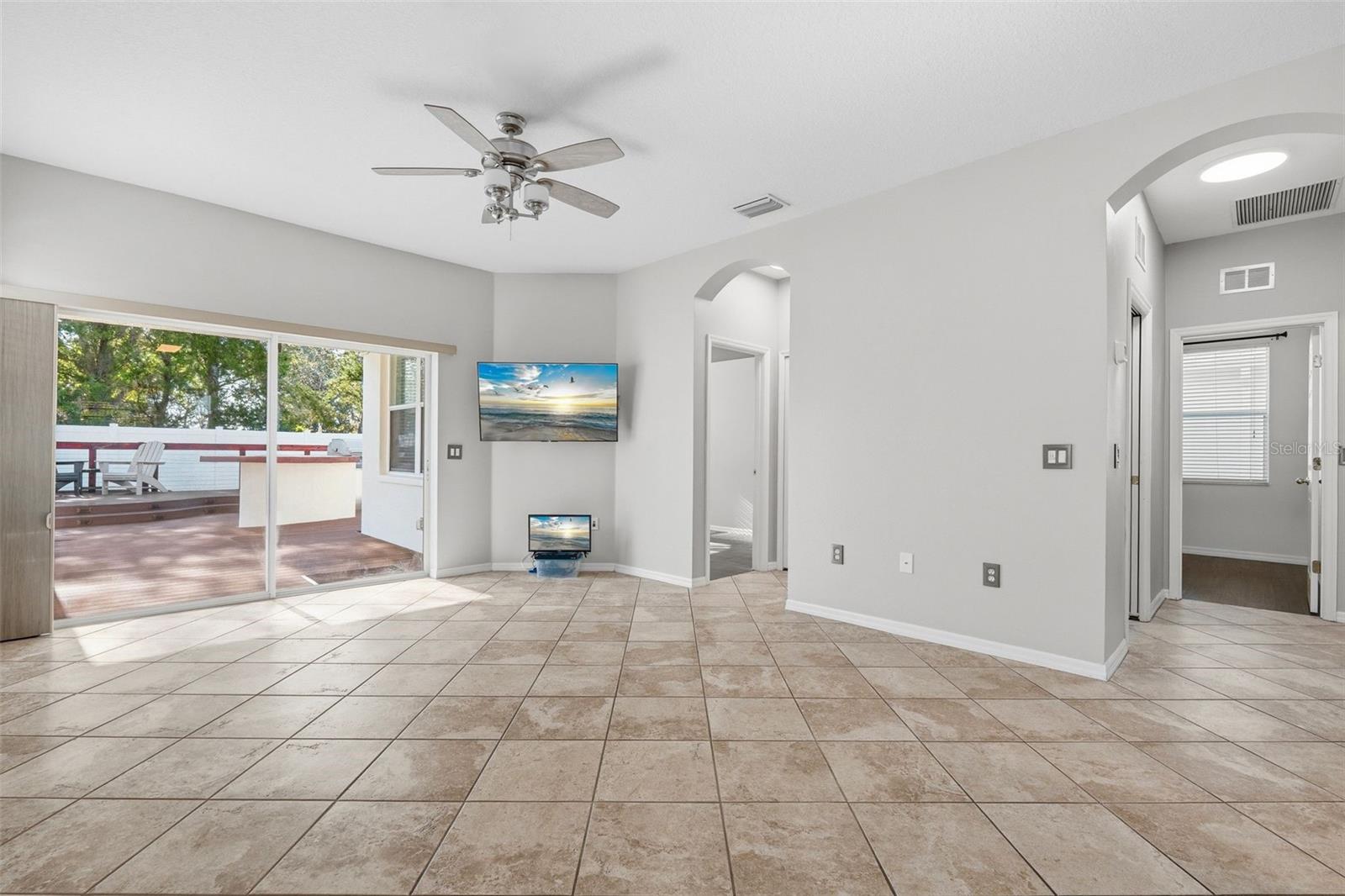 Image 24 of 66 For 14330 Tree Swallow Way