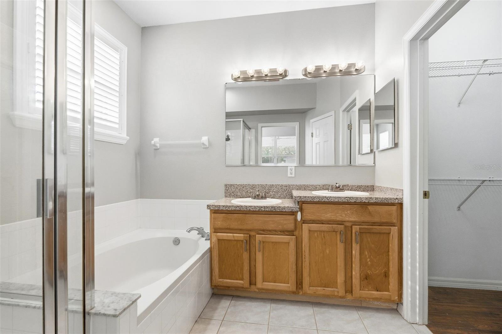 Image 29 of 66 For 14330 Tree Swallow Way