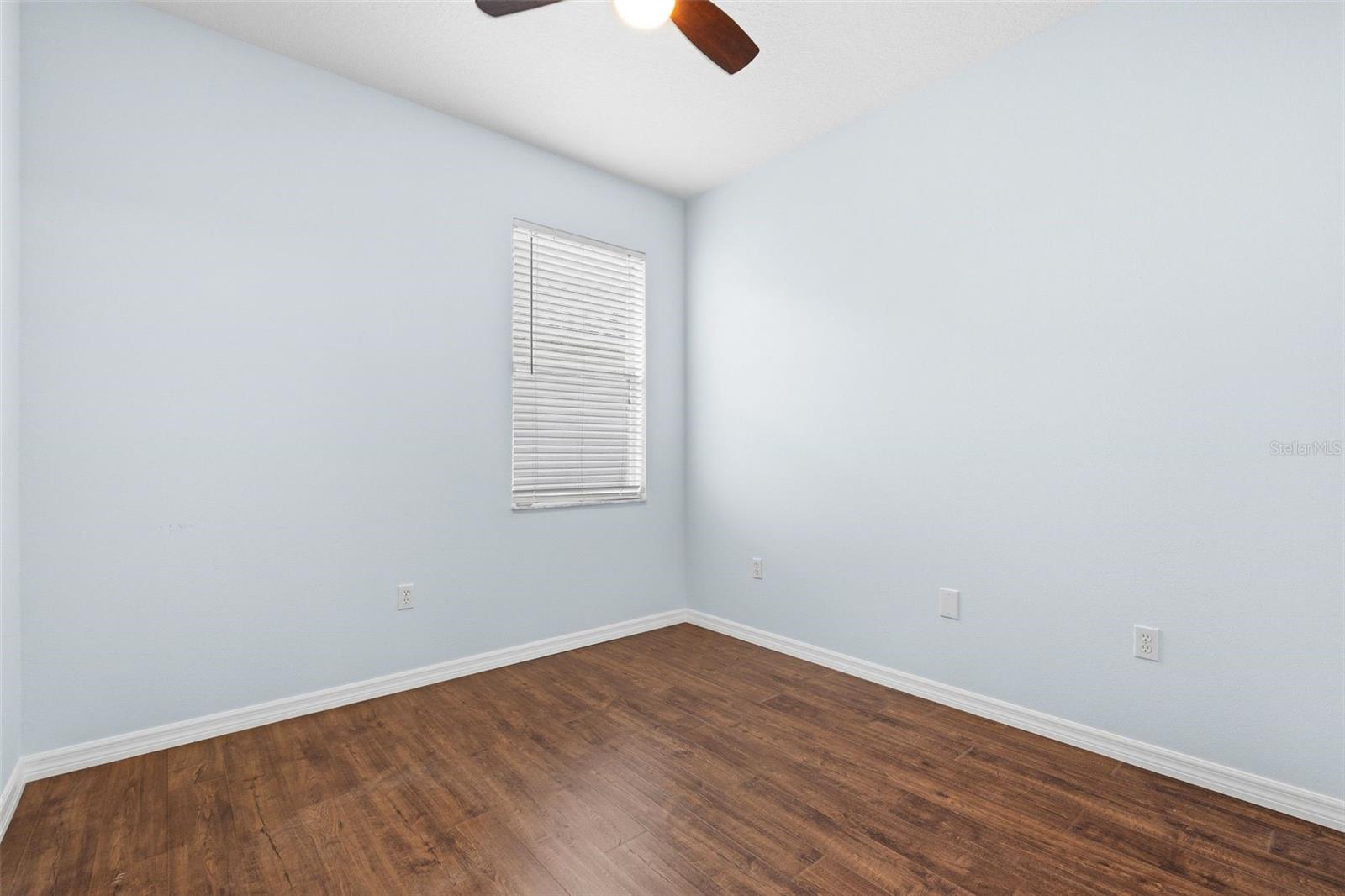 Image 38 of 66 For 14330 Tree Swallow Way