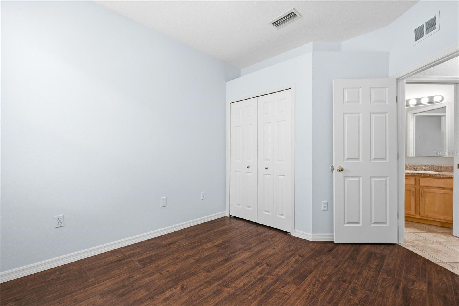 Image 39 of 66 For 14330 Tree Swallow Way