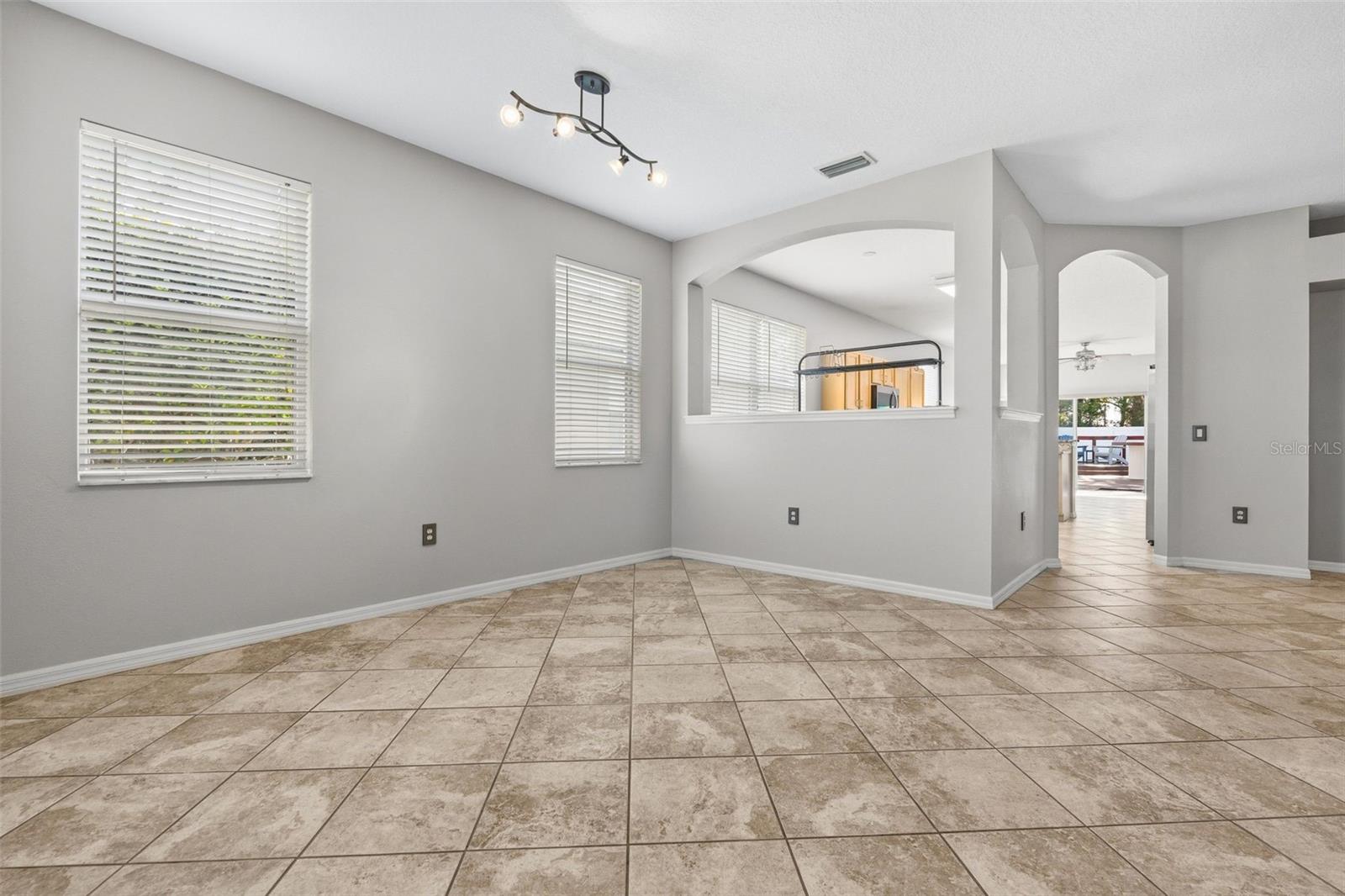 Image 7 of 66 For 14330 Tree Swallow Way