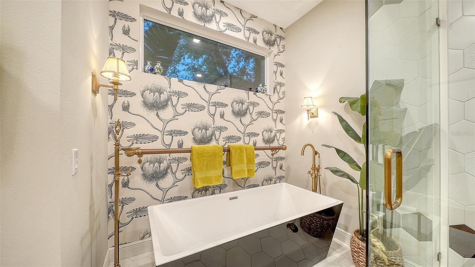 Image 9 of 49 For 4506 Pinfish Lane