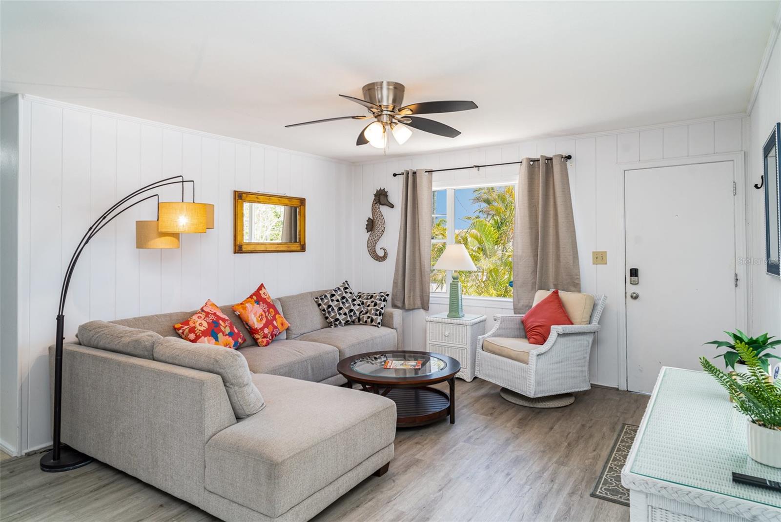 Image 5 of 28 For 5026 Calle Minorga