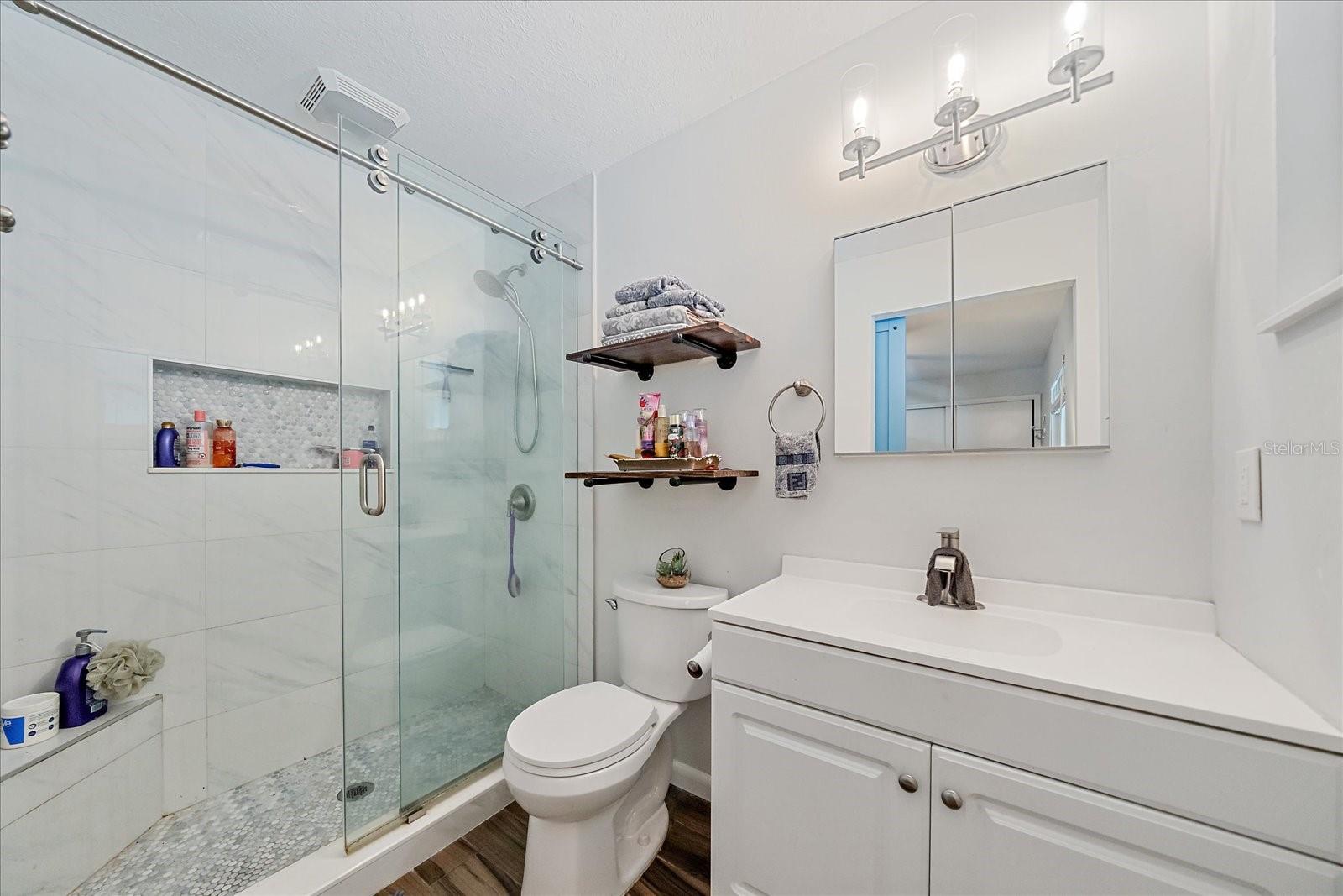 Image 24 of 37 For 3247 Woodmont Drive