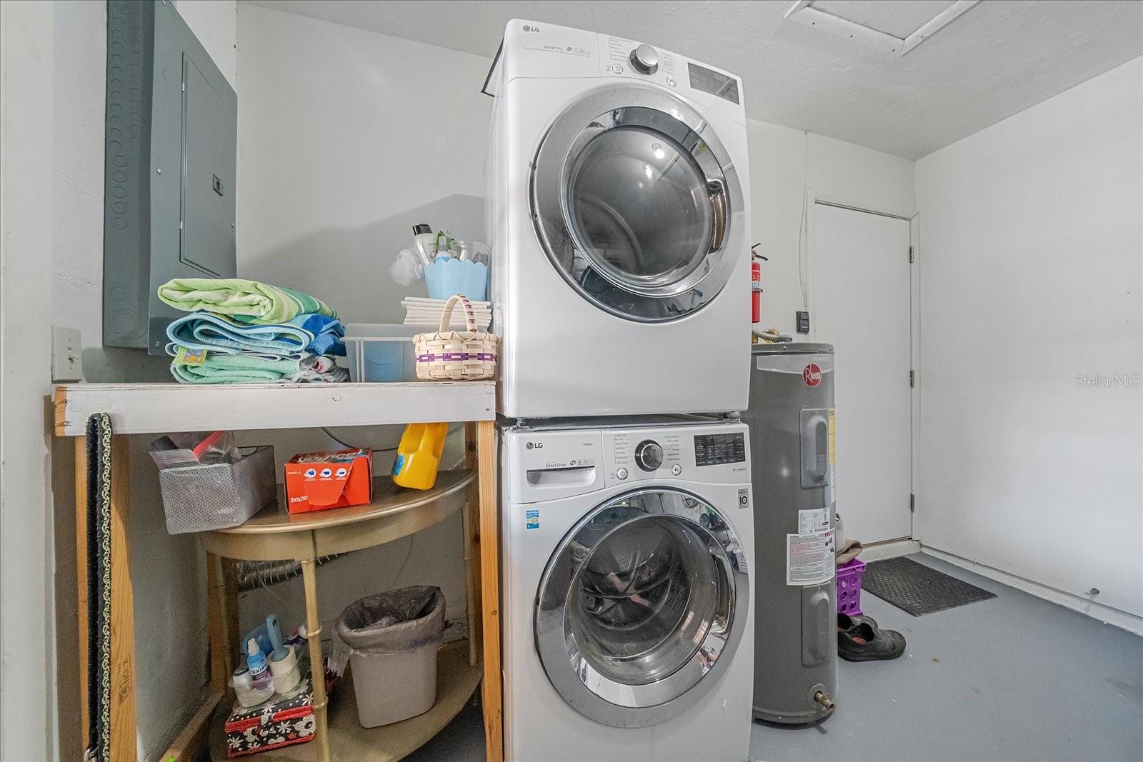 Image 29 of 37 For 3247 Woodmont Drive