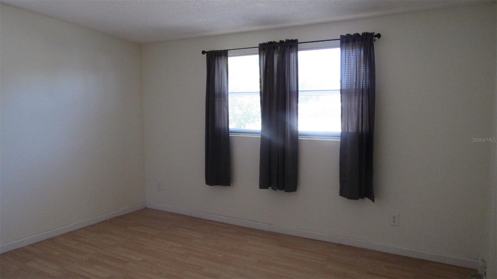 Image 15 of 25 For 2211 Emory Avenue