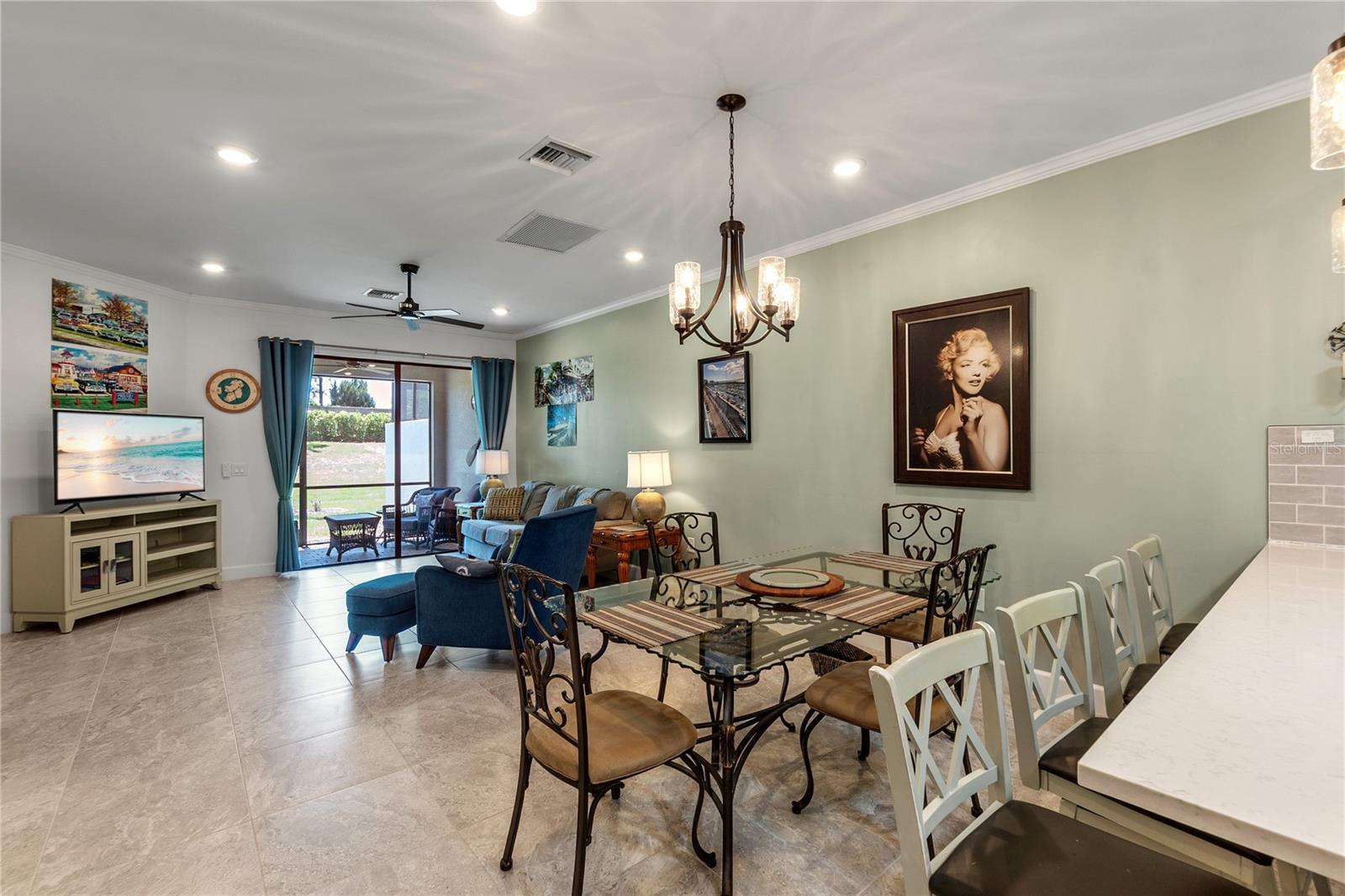 Image 12 of 45 For 7660 Summerland Cove