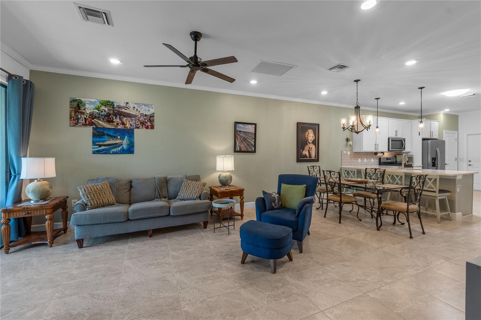 Image 14 of 45 For 7660 Summerland Cove