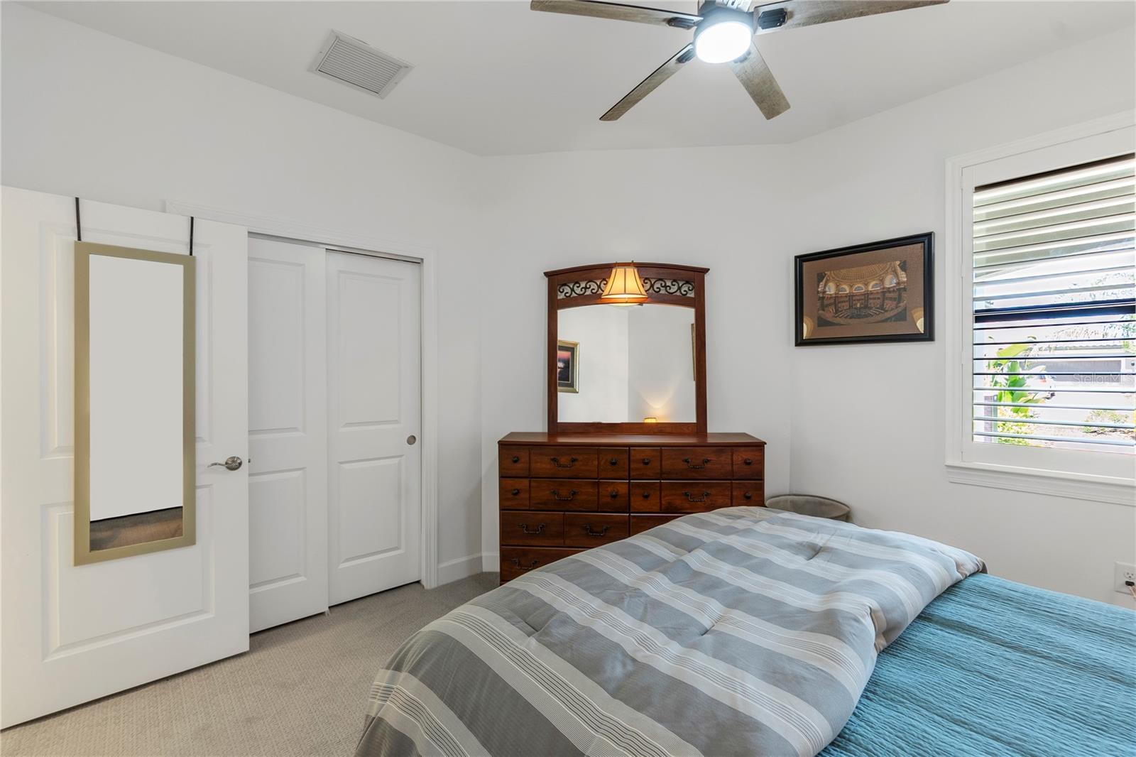 Image 29 of 45 For 7660 Summerland Cove