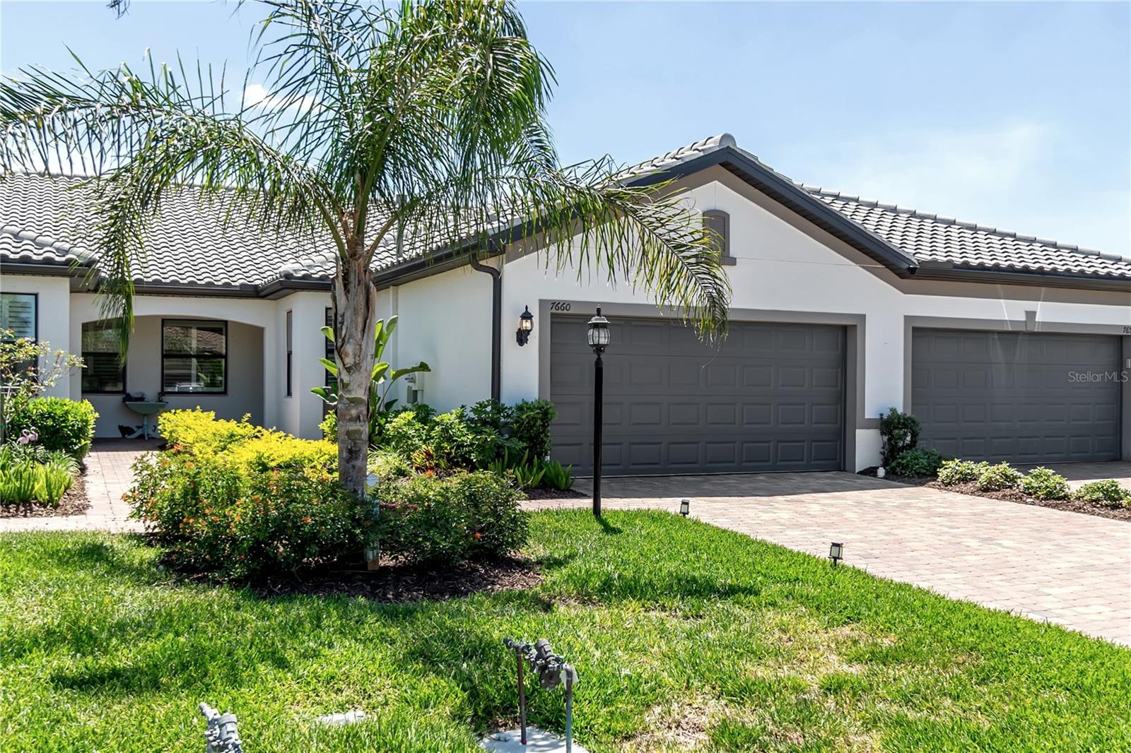 Image 3 of 45 For 7660 Summerland Cove