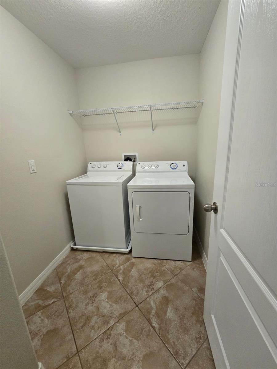 Image 13 of 15 For 4252 Fennwood Court