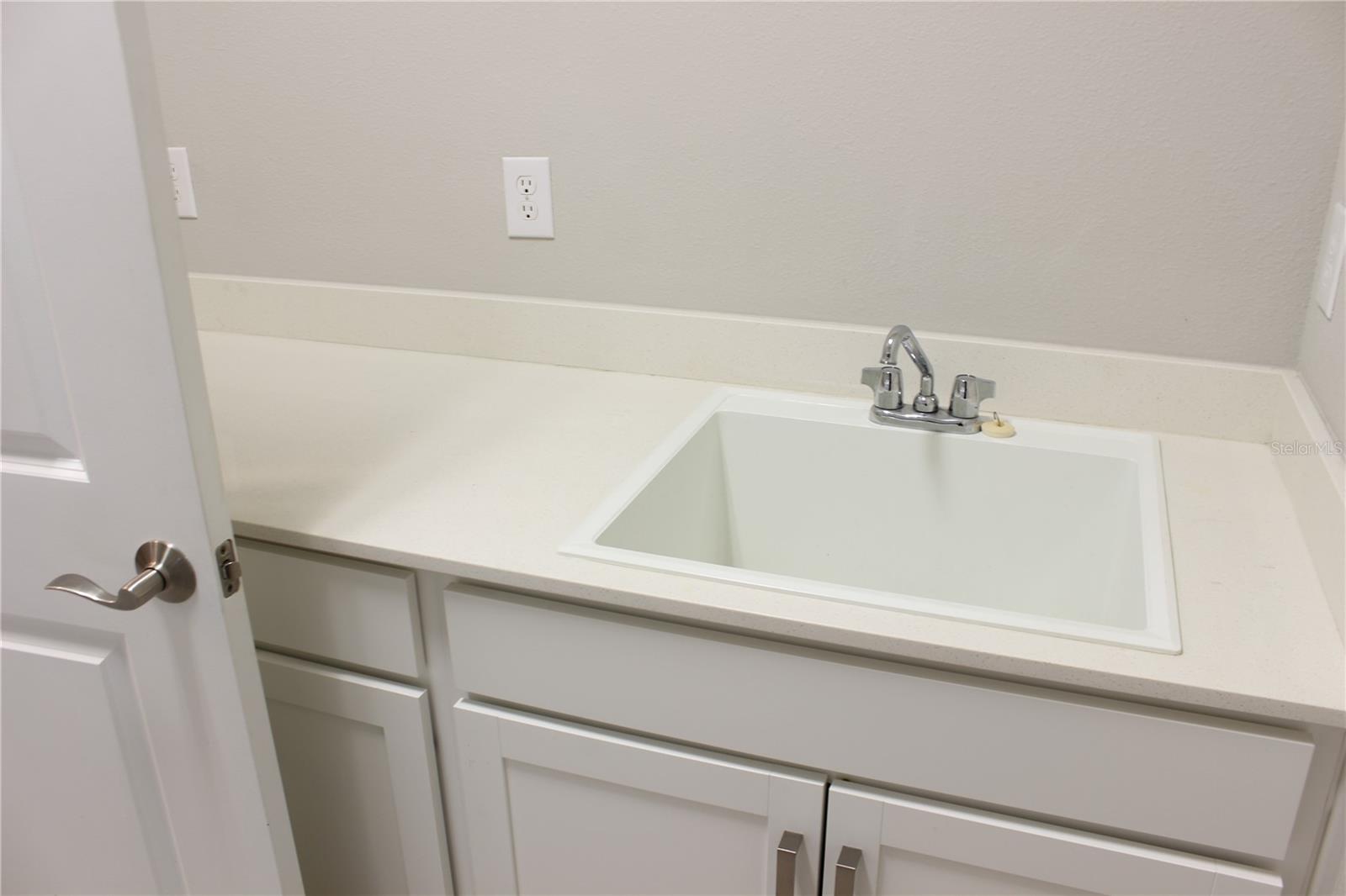 Image 12 of 32 For 5721 Long Shore Loop