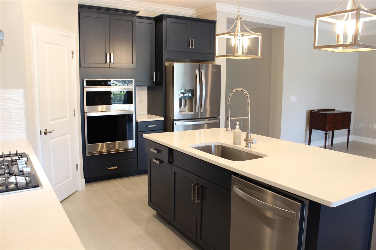 Image 18 of 32 For 5721 Long Shore Loop