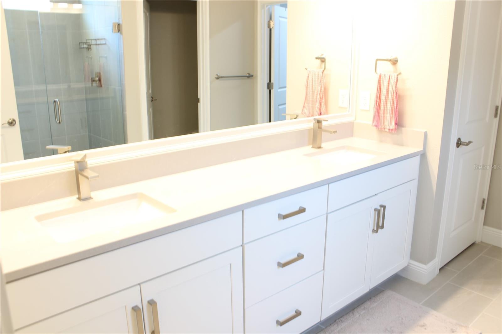 Image 24 of 32 For 5721 Long Shore Loop