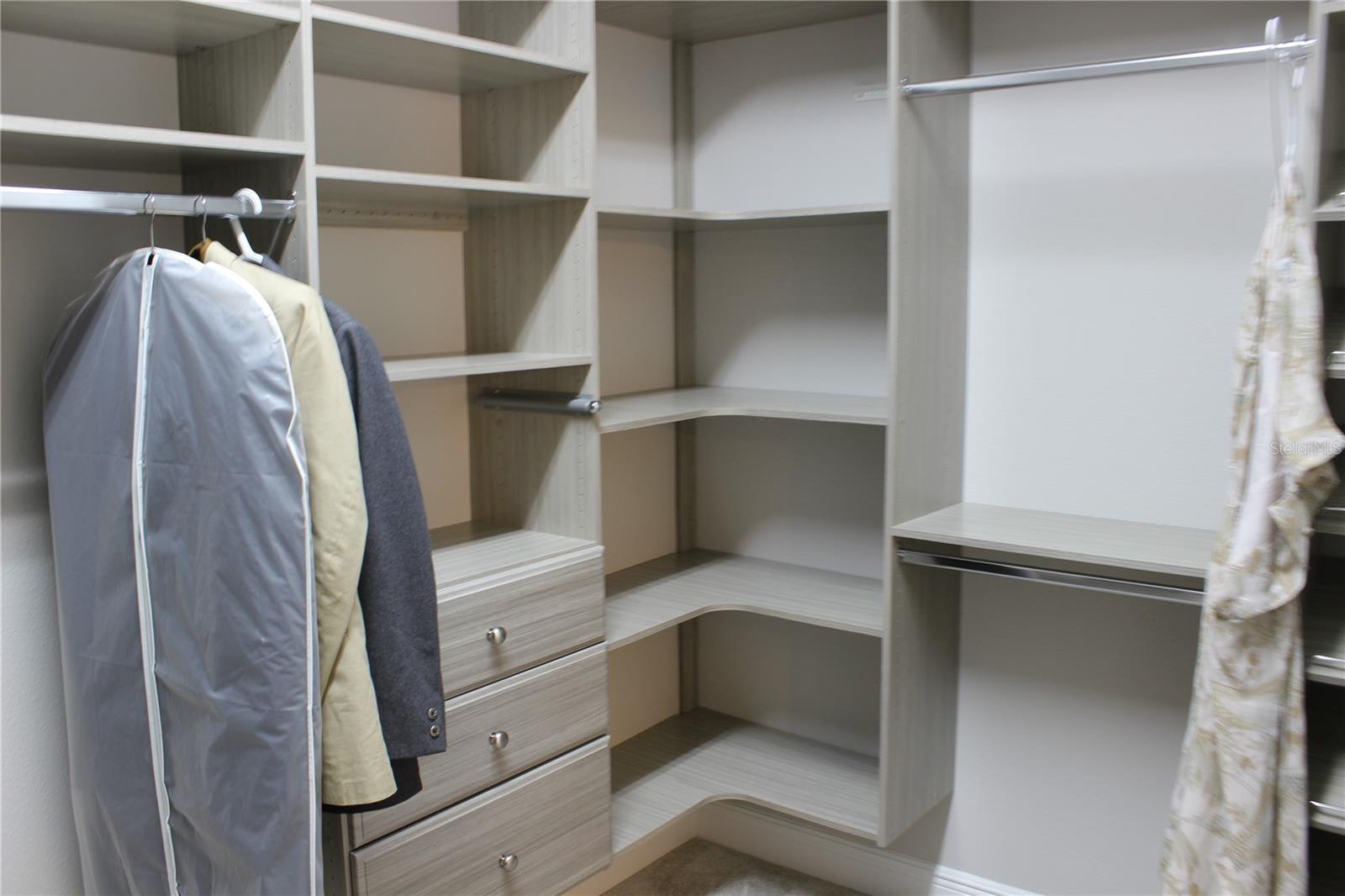 Image 27 of 32 For 5721 Long Shore Loop