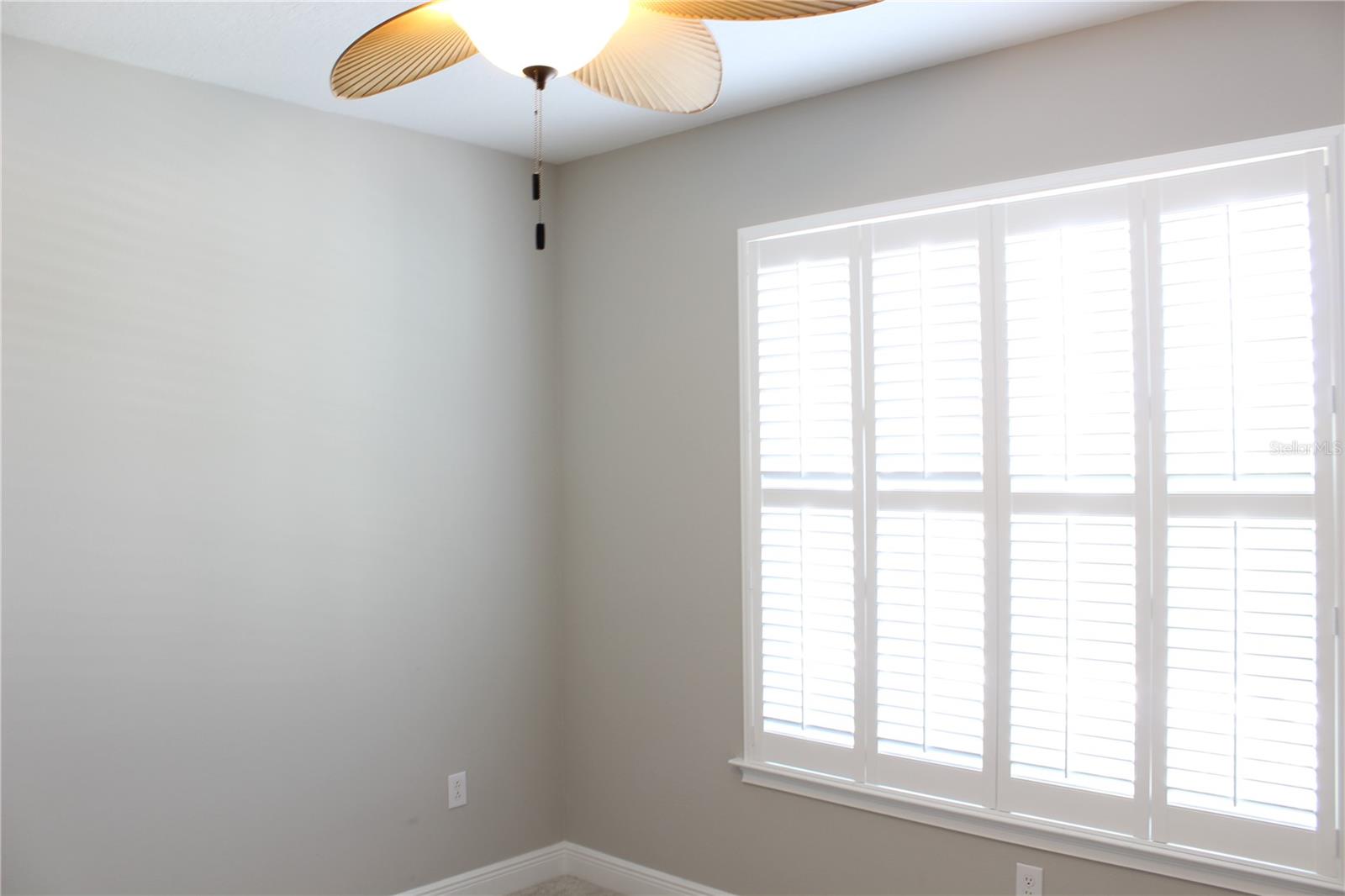 Image 6 of 32 For 5721 Long Shore Loop