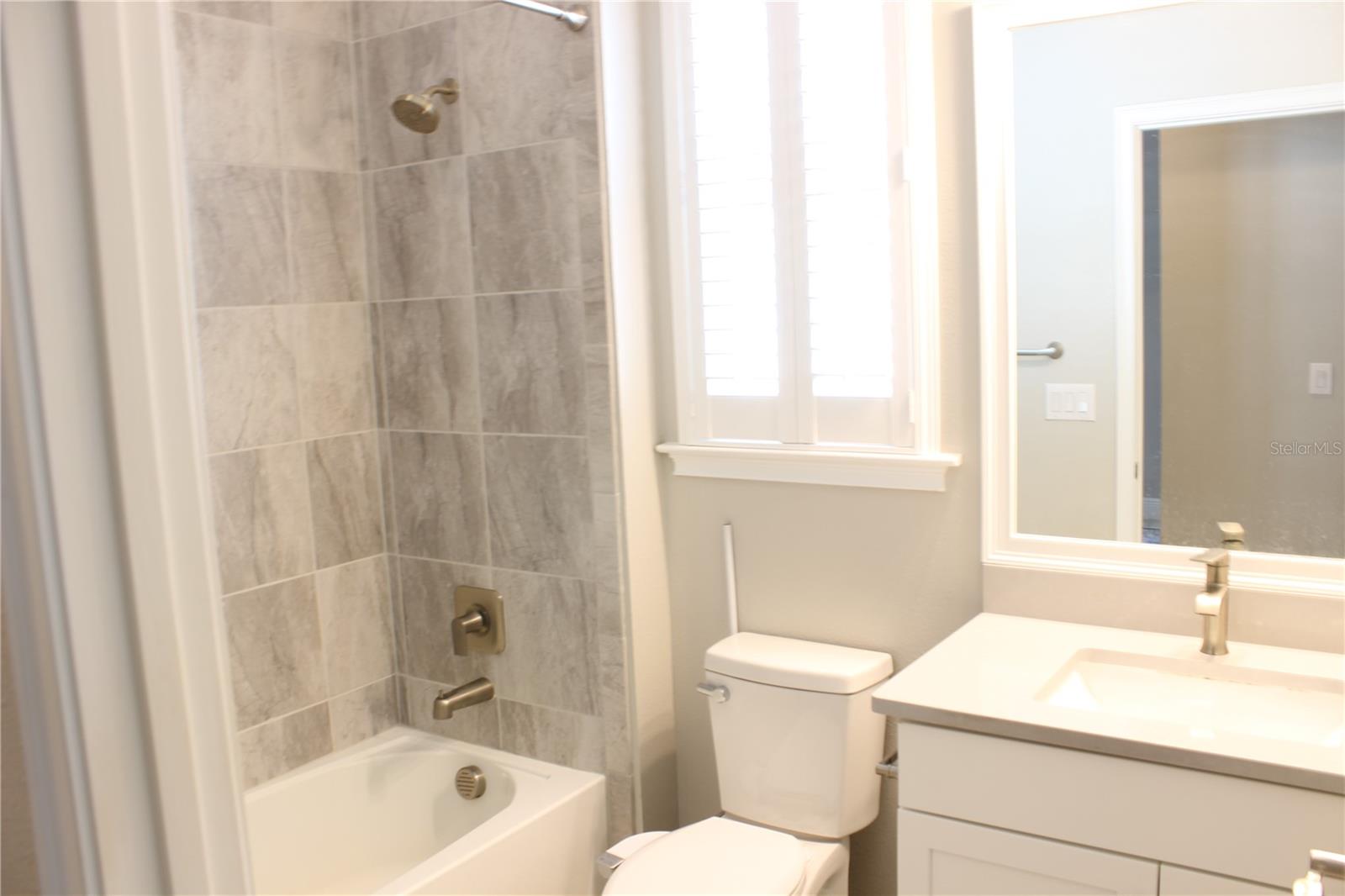 Image 8 of 32 For 5721 Long Shore Loop