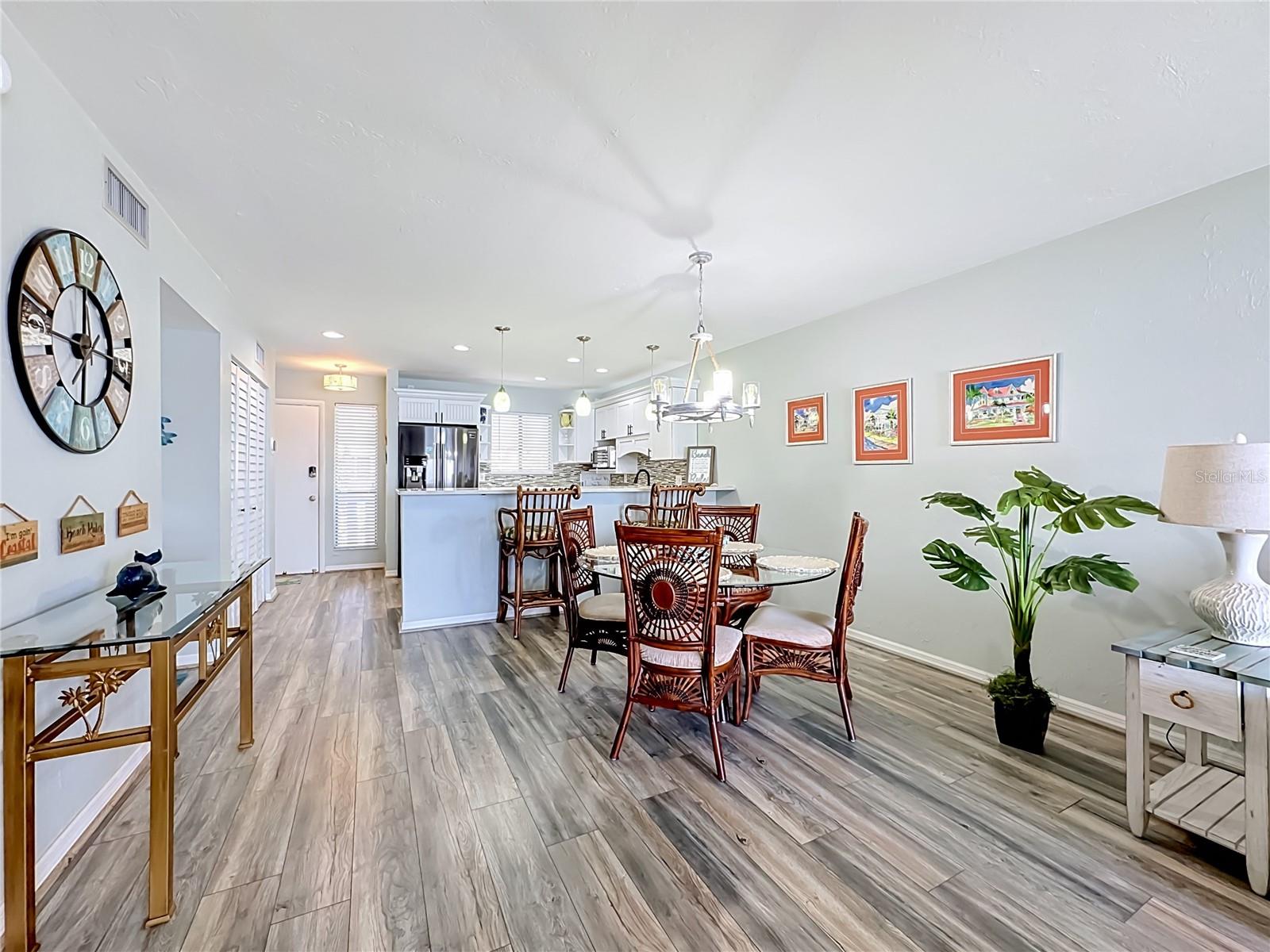 Image 17 of 51 For 1801 Gulf Drive N 293