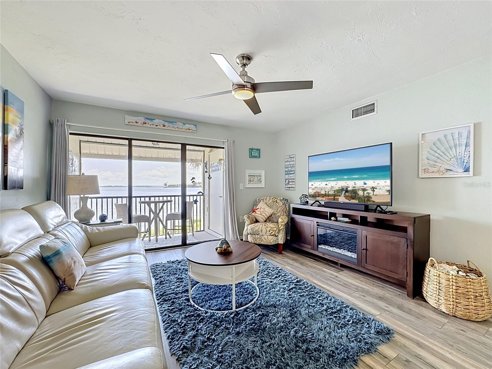 Image 18 of 51 For 1801 Gulf Drive N 293