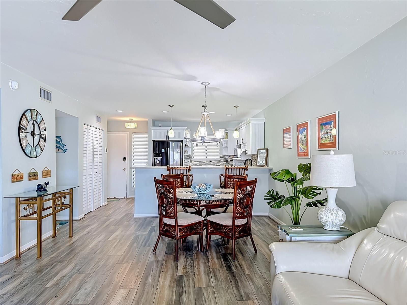 Image 29 of 51 For 1801 Gulf Drive N 293