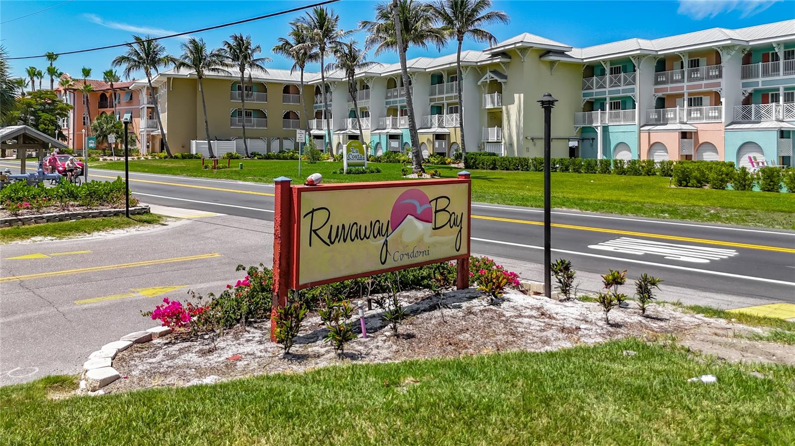 Image 41 of 51 For 1801 Gulf Drive N 293