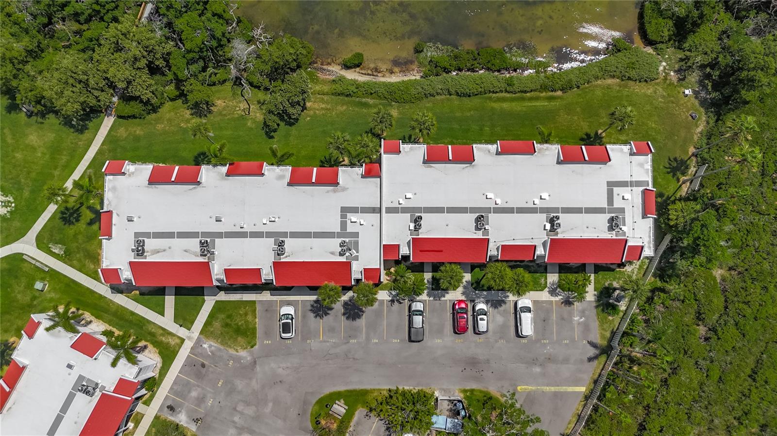 Image 46 of 51 For 1801 Gulf Drive N 293