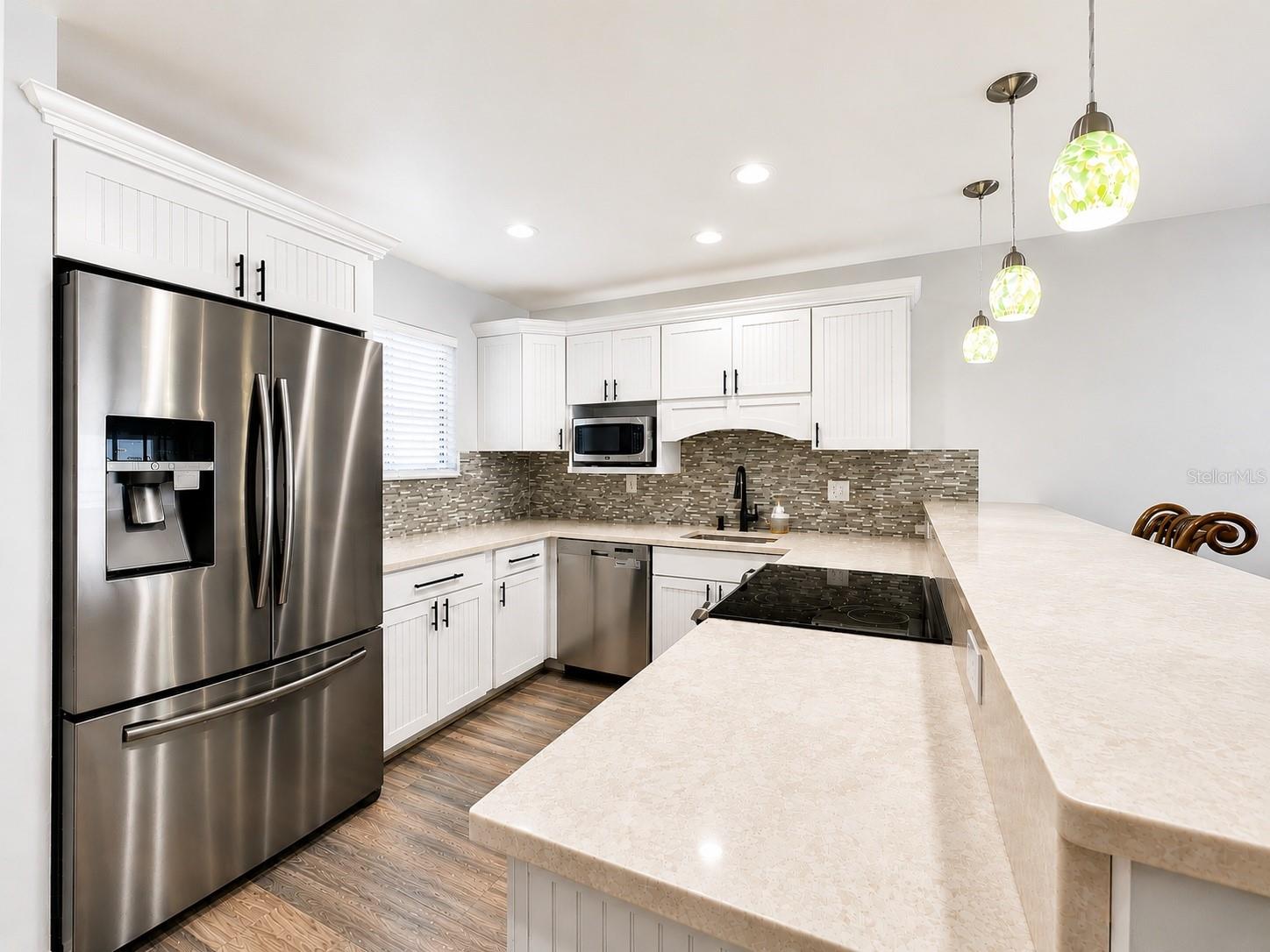 Image 7 of 51 For 1801 Gulf Drive N 293