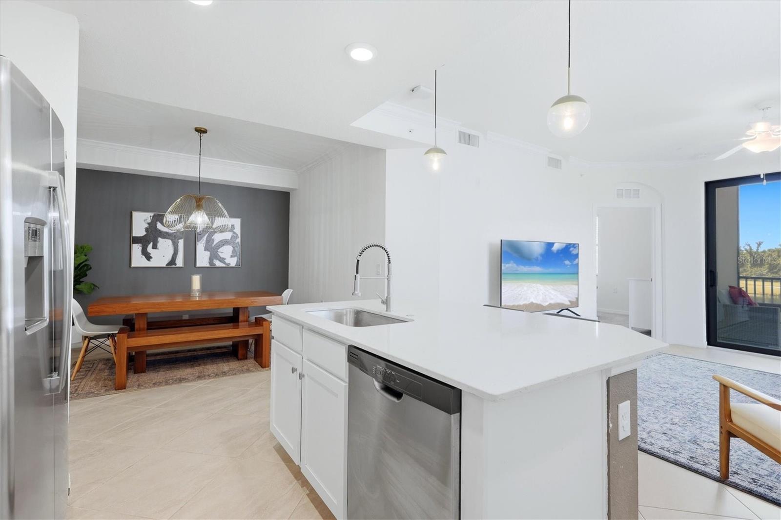 Image 18 of 46 For 17626 Gawthrop Drive 208