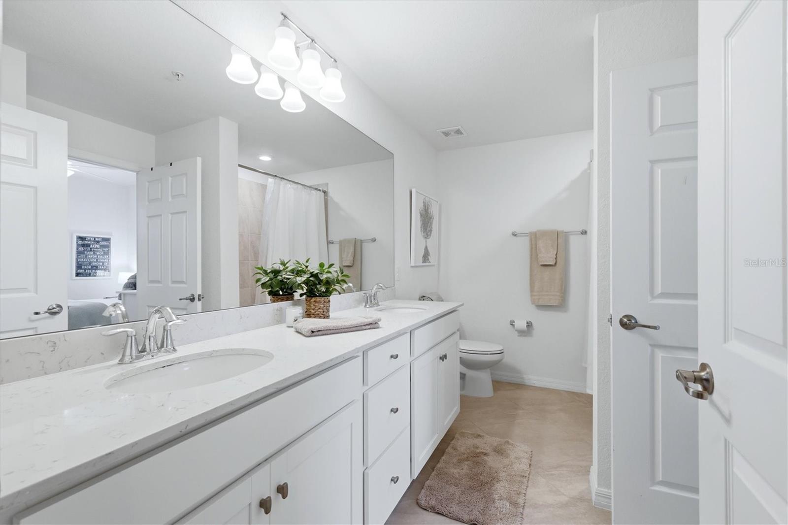 Image 22 of 46 For 17626 Gawthrop Drive 208