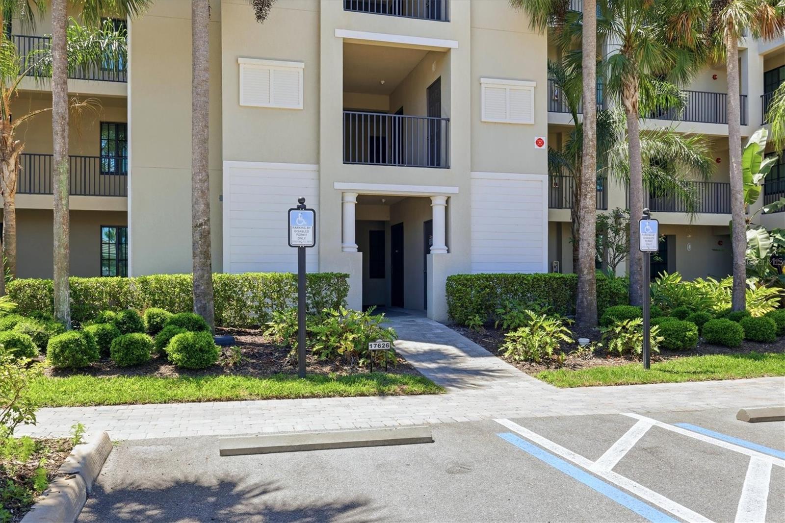 Image 3 of 46 For 17626 Gawthrop Drive 208