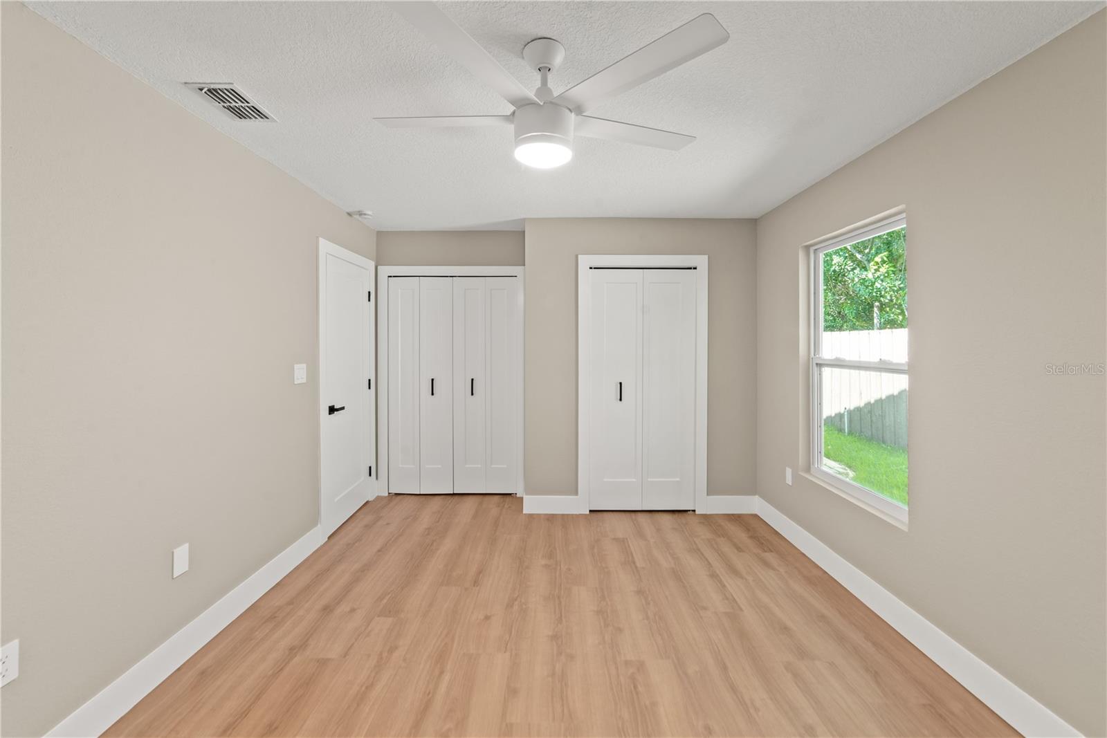 Image 21 of 25 For 479 Bonnie Boulevard