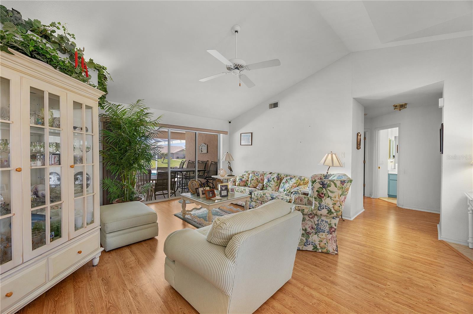 Image 15 of 31 For 184 Mark Twain Lane