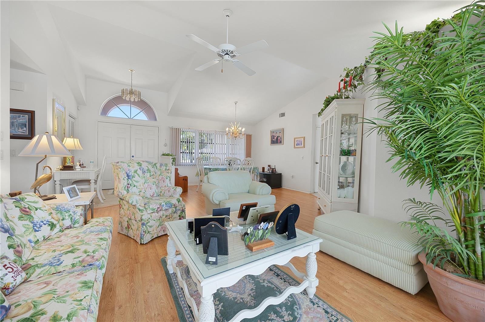 Image 3 of 31 For 184 Mark Twain Lane