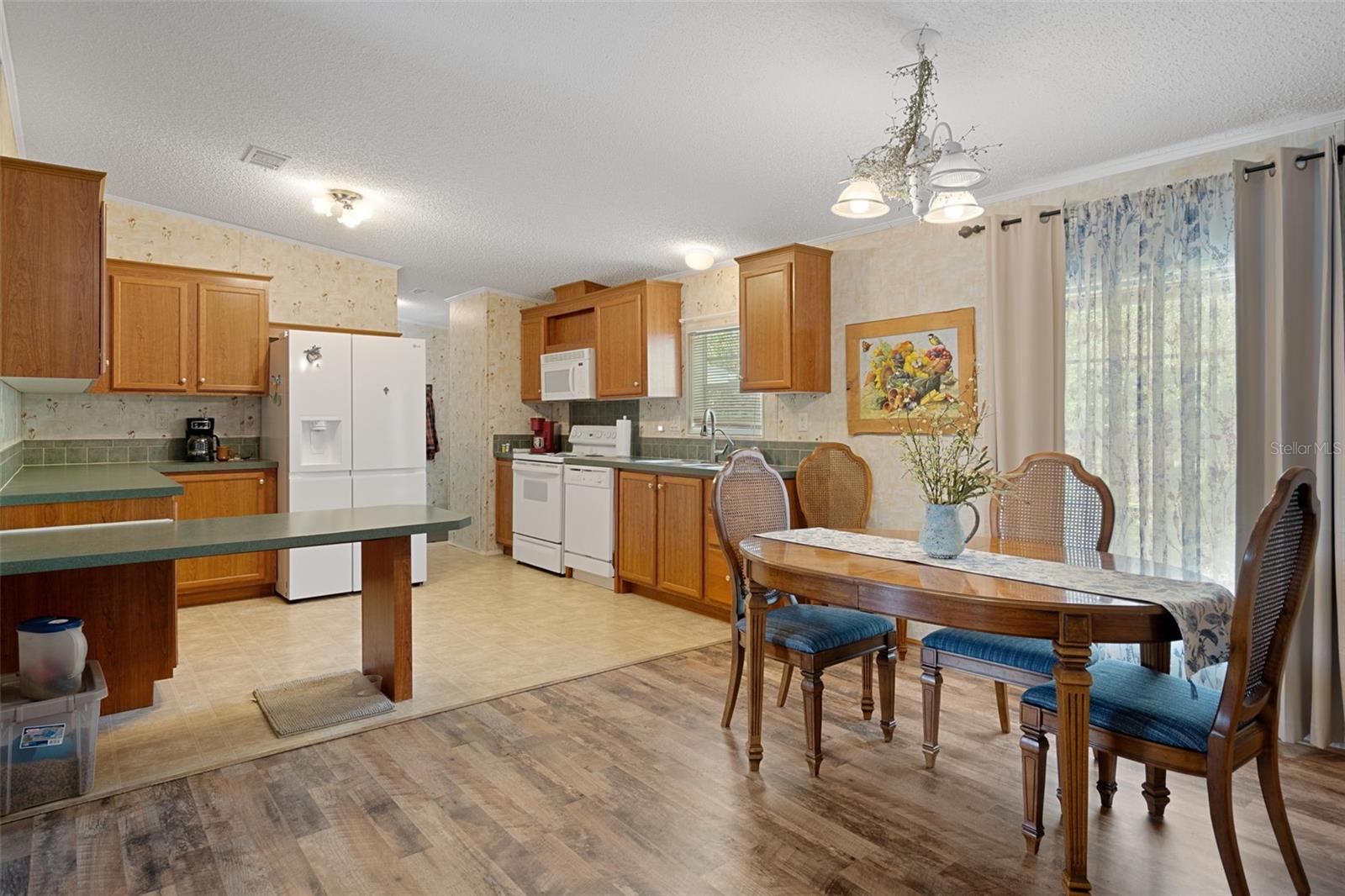 Image 19 of 55 For 11143 Baltimore Street