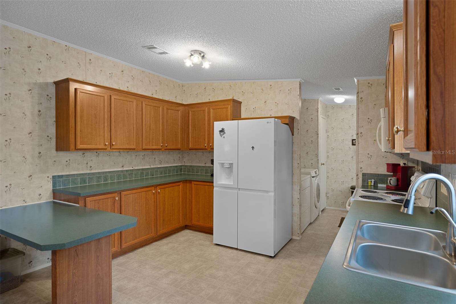 Image 21 of 55 For 11143 Baltimore Street