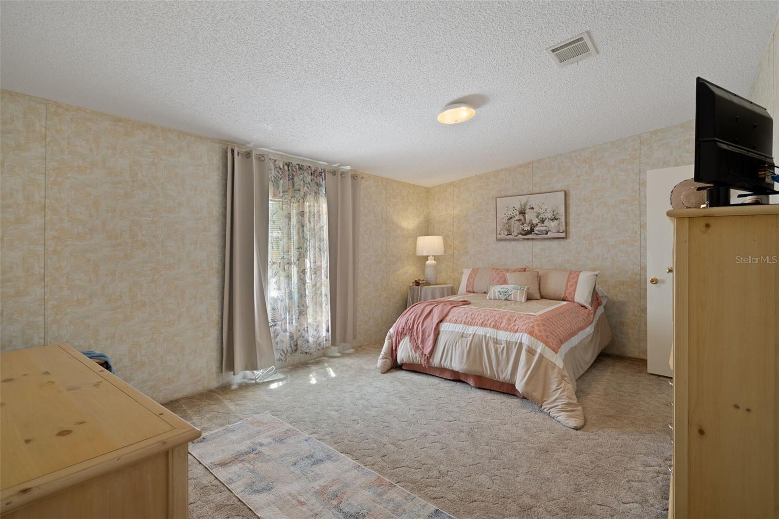 Image 25 of 55 For 11143 Baltimore Street