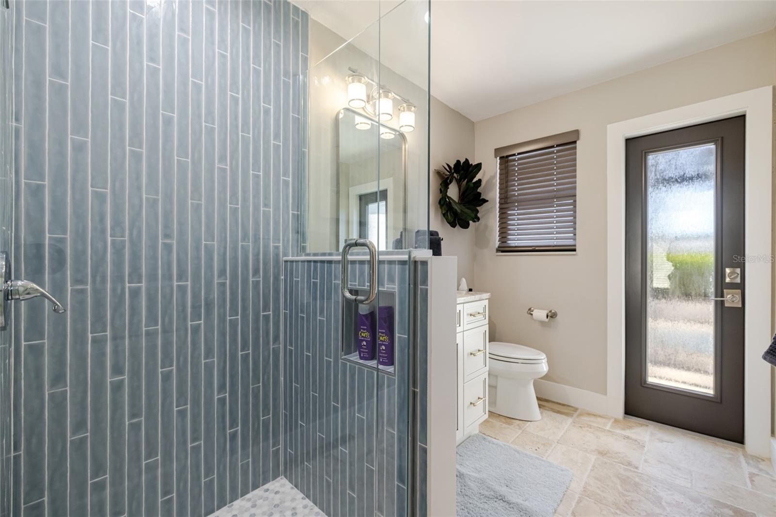 Image 16 of 49 For 6777 Danah Court