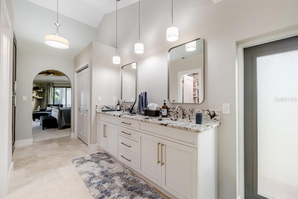 Image 22 of 49 For 6777 Danah Court