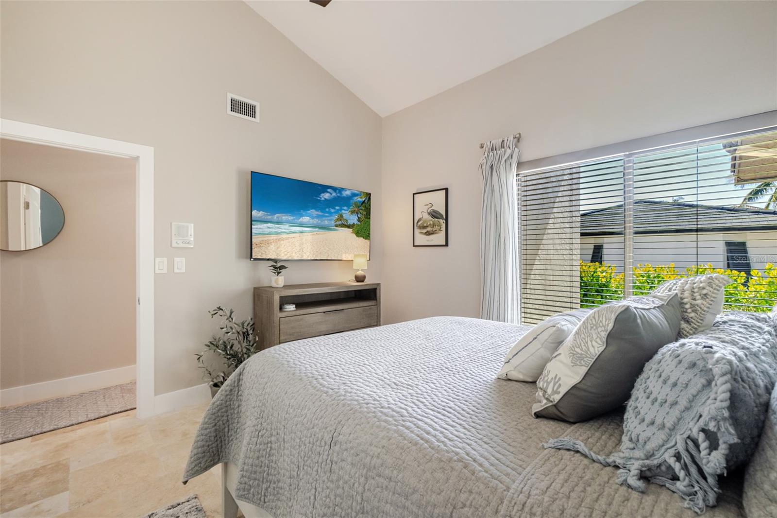 Image 32 of 49 For 6777 Danah Court