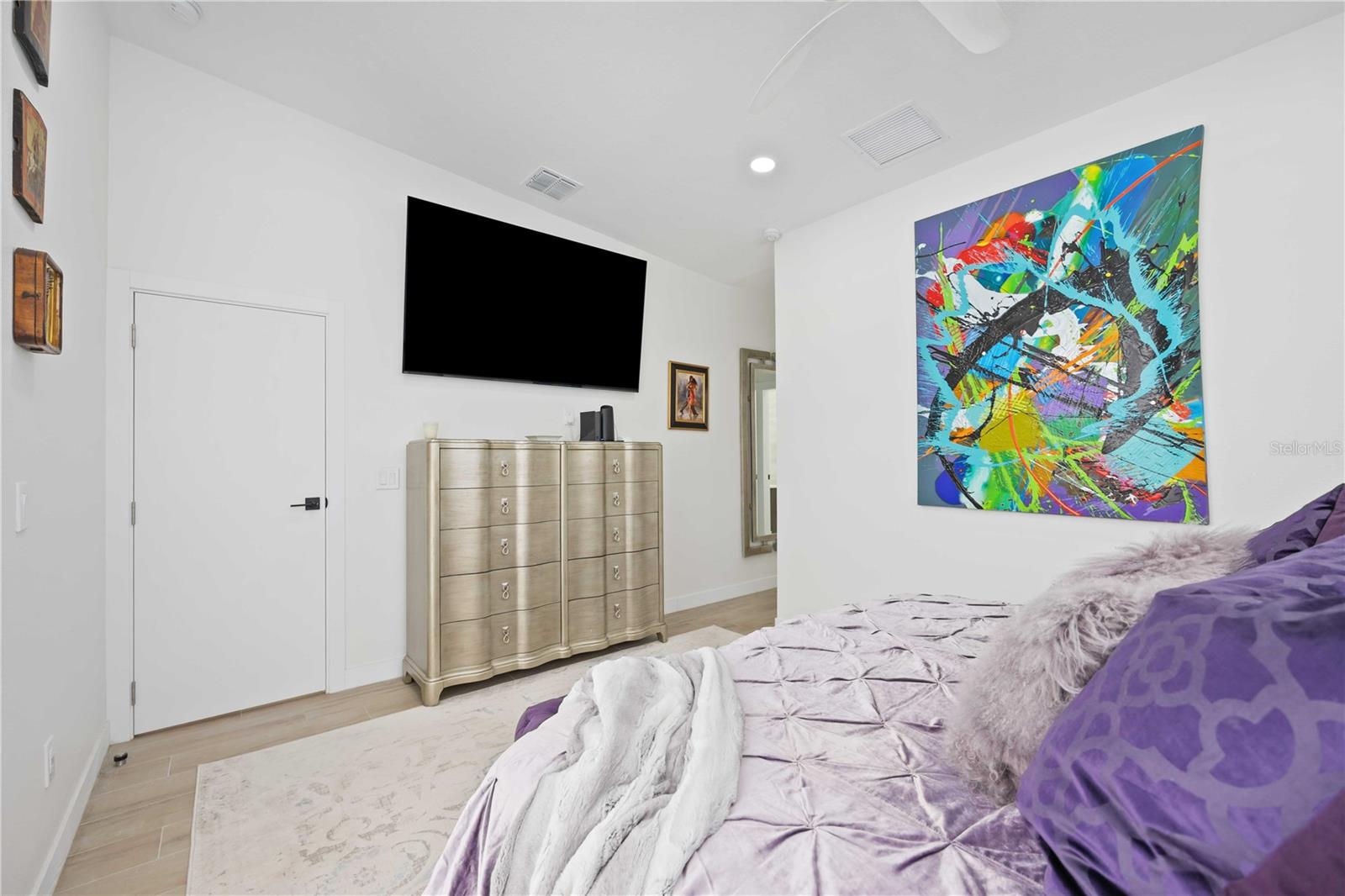 Image 26 of 46 For 7520 Coolidge Avenue